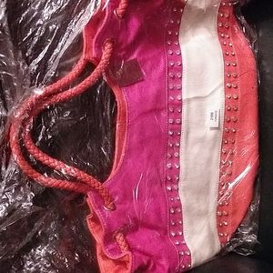 Beautiful Large Ladies Handbag!! 👜